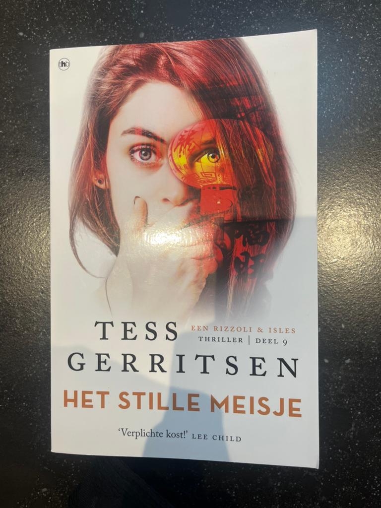 Tess Gerritsen - Het stille meisje, Ophalen of Verzenden, Zo goed als nieuw