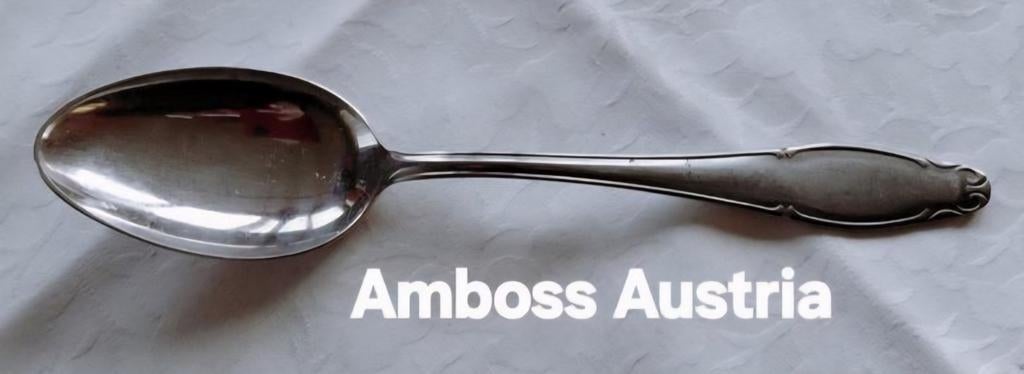 Amboss Austria grote bewerkte diner lepel, Ophalen of Verzenden