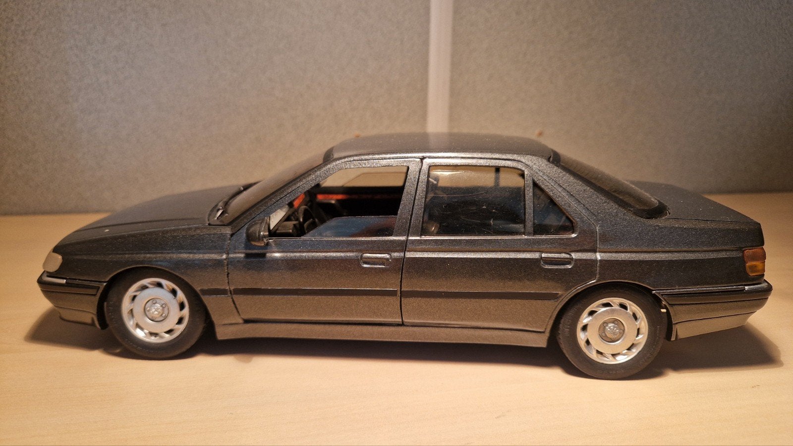 Solido Peugeot 605 SV24 Modelauto - Grijs, Zo goed als nieuw, Ophalen of Verzenden