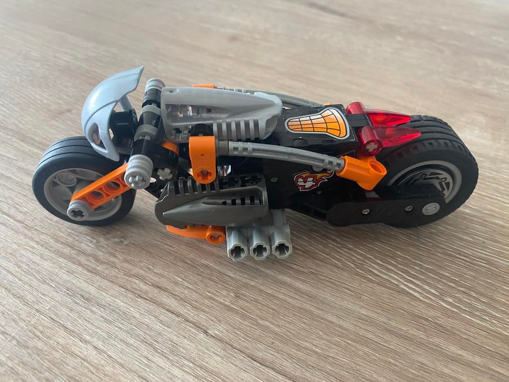 Lego Racers 8355 - Hot Blaster Bike, Ophalen of Verzenden, Zo goed als nieuw, Complete set, Lego