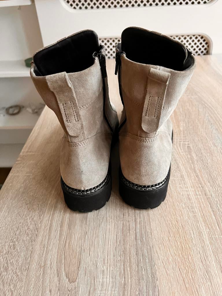Durea veterlaarzen zand/grijs suède, maat 42, wijdte K., Kleding | Dames, Schoenen, Lage of Enkellaarzen, Nieuw, Ophalen of Verzenden