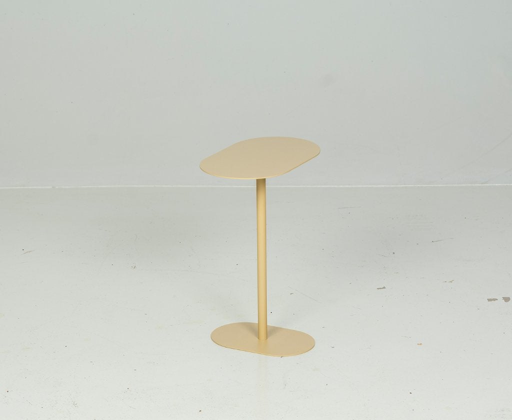 ijzeren bijzettafel beige, Huis en Inrichting, Tafels | Bijzettafels, Minder dan 55 cm, Rond, Nieuw, Ophalen