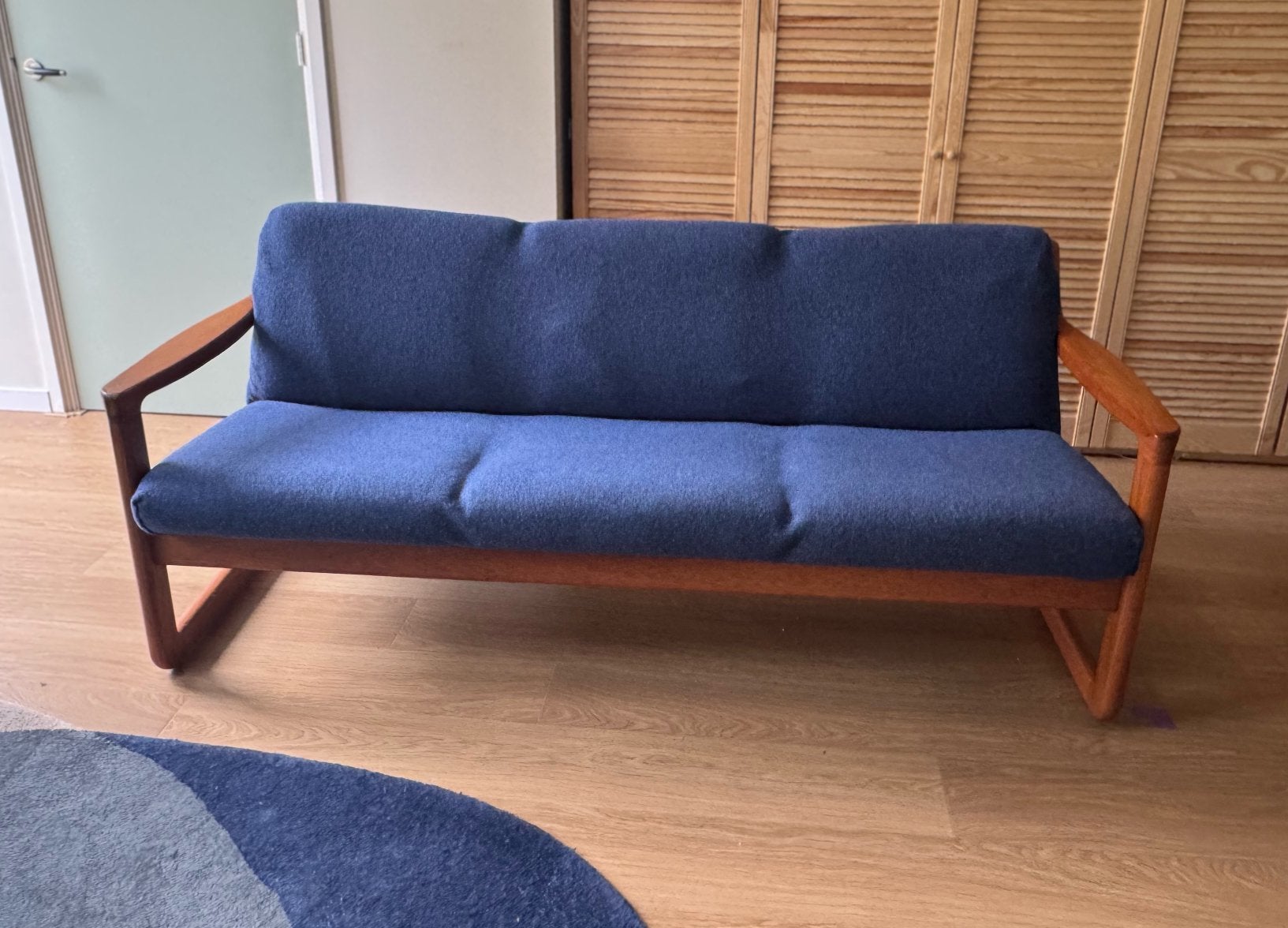 Vintage Deense 3-zits bank – Silkeborg – teak – jaren 60/70, Huis en Inrichting, Gebruikt, 150 tot 200 cm, Driepersoons, 75 tot 100 cm
