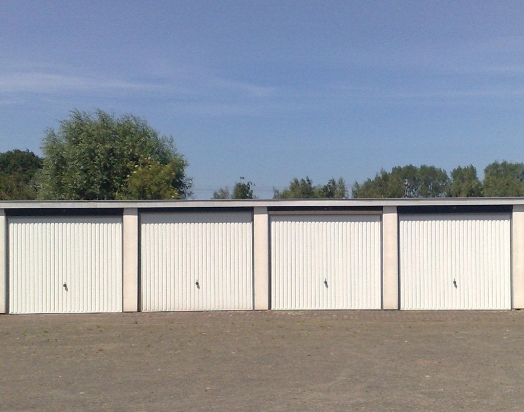 Garagebox 36m2 te huur Amersfoort postcode 3815 AV, Huizen en Kamers, Utrecht