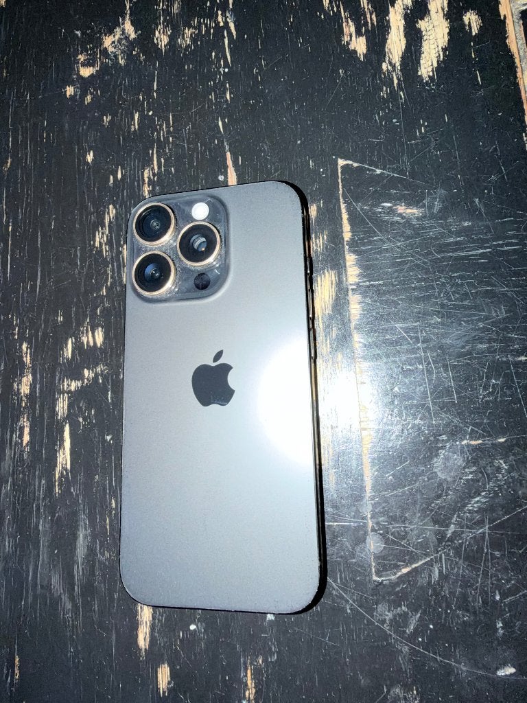 Iphone 16 pro black 128gb