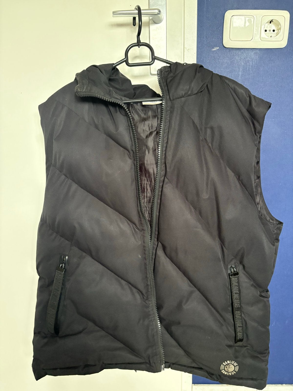 Banlieue bodywarmer zwart maat L, Kleding | Dames, Bodywarmers, Ophalen of Verzenden, Zo goed als nieuw, Maat 42/44 (L), Zwart