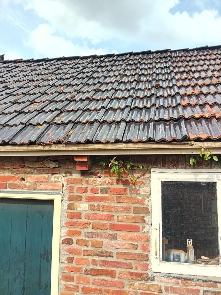 Friese dakpannen, Doe-het-zelf en Verbouw, Dakpannen en Dakbedekking, Ophalen, Gebruikt, Steen of Klei, Zwart