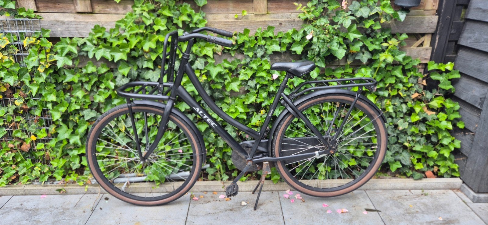 Dames transportfiets 28 inch met voorrekje, 53 tot 56 cm, Versnellingen, Zo goed als nieuw, Ophalen
