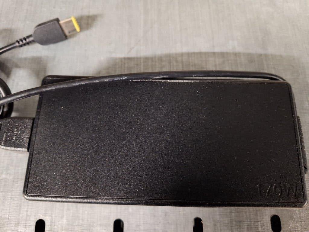 Aangeboden : Laptop charger Lenovo 170W - ADL170NDC3A, Computers en Software, Laptop-opladers, Gebruikt, Ophalen of Verzenden
