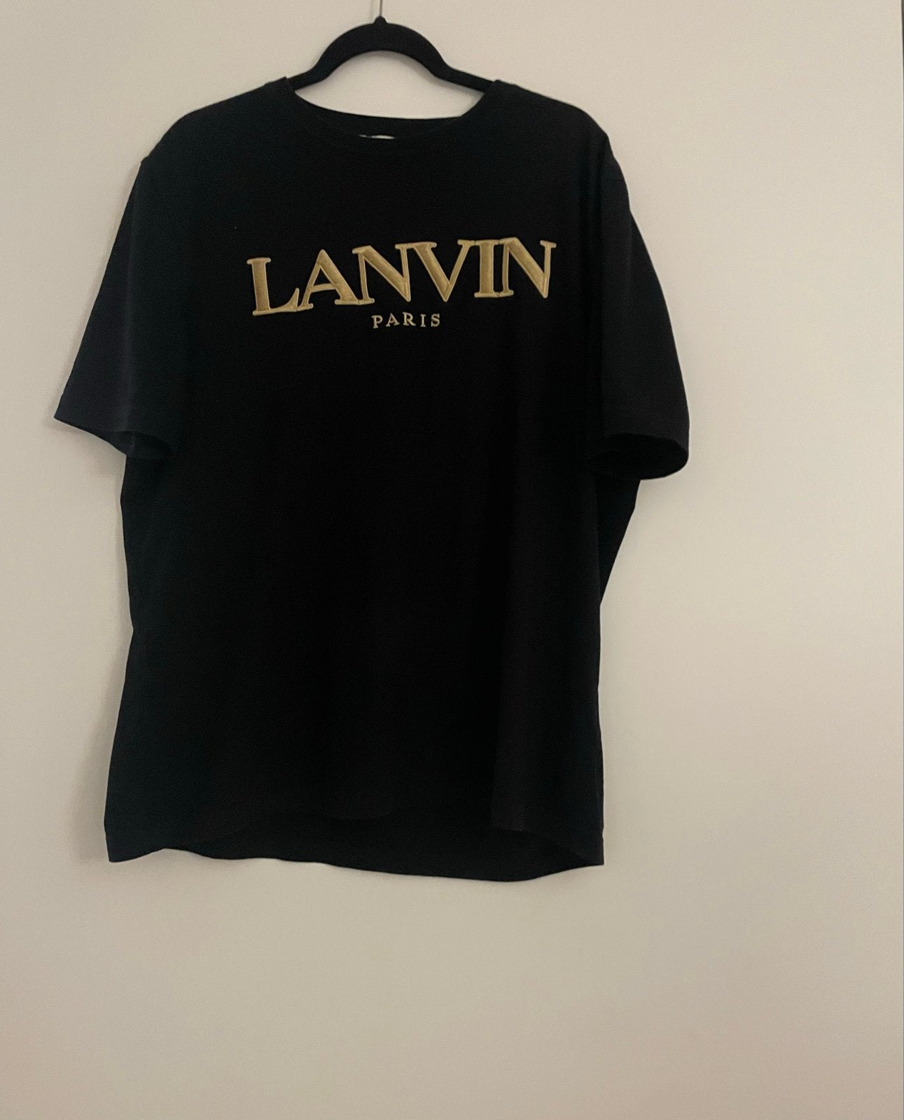 Lanvin Paris Embroidered Logo T-shirt - Zwart/Goud, Ophalen of Verzenden, Gedragen, Maat 52/54 (L), Zwart