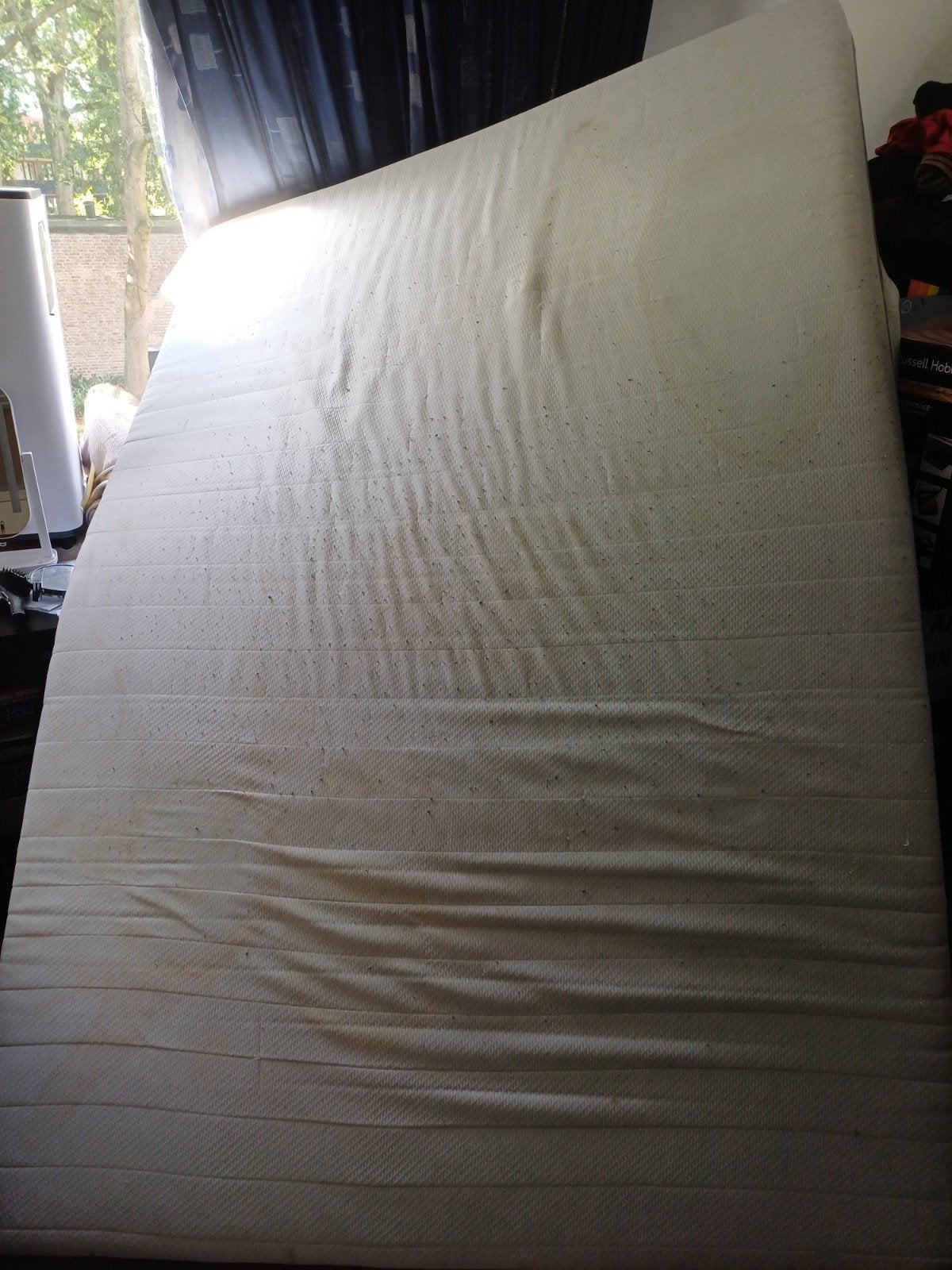 Matras met lichte vlekken, Ophalen, Gebruikt, 140 cm, Matras