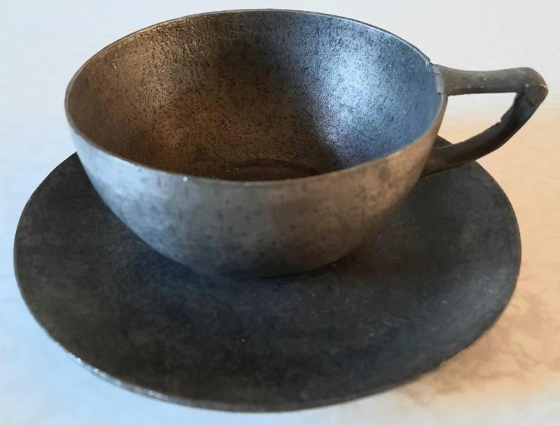 Antiek tinnen kop en schotel, Ophalen of Verzenden