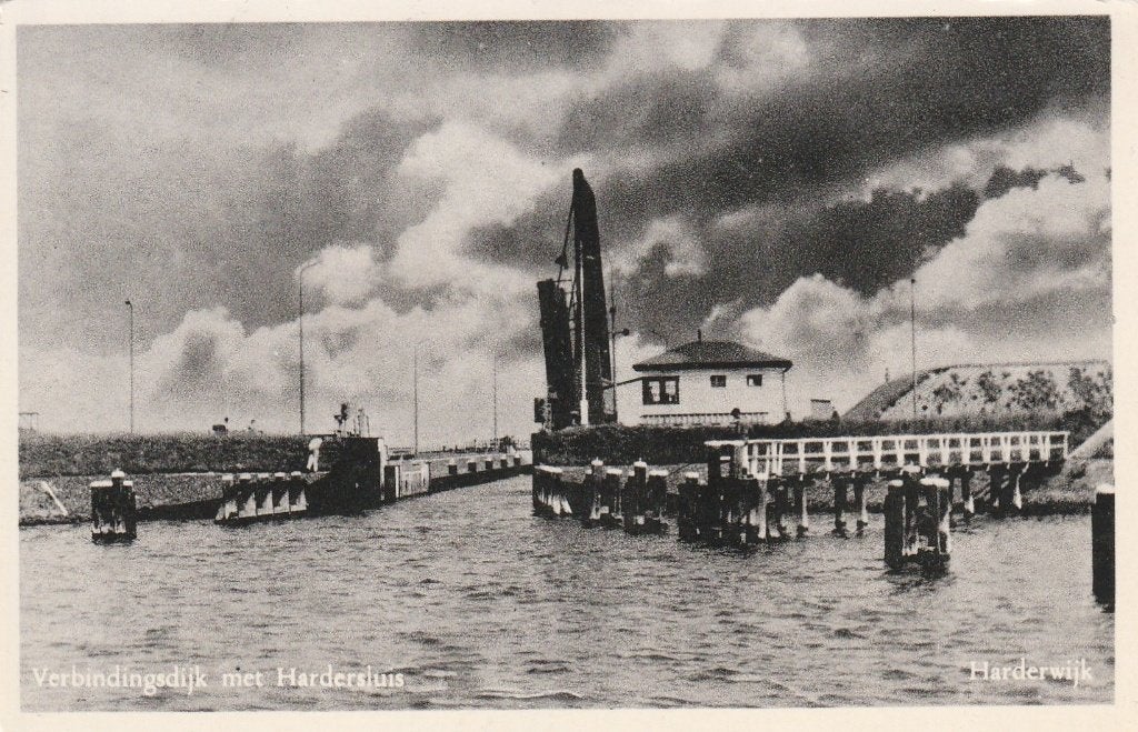 harderwijk- hardersluis, Verzamelen, Ophalen of Verzenden, 1940 tot 1960, Gelderland