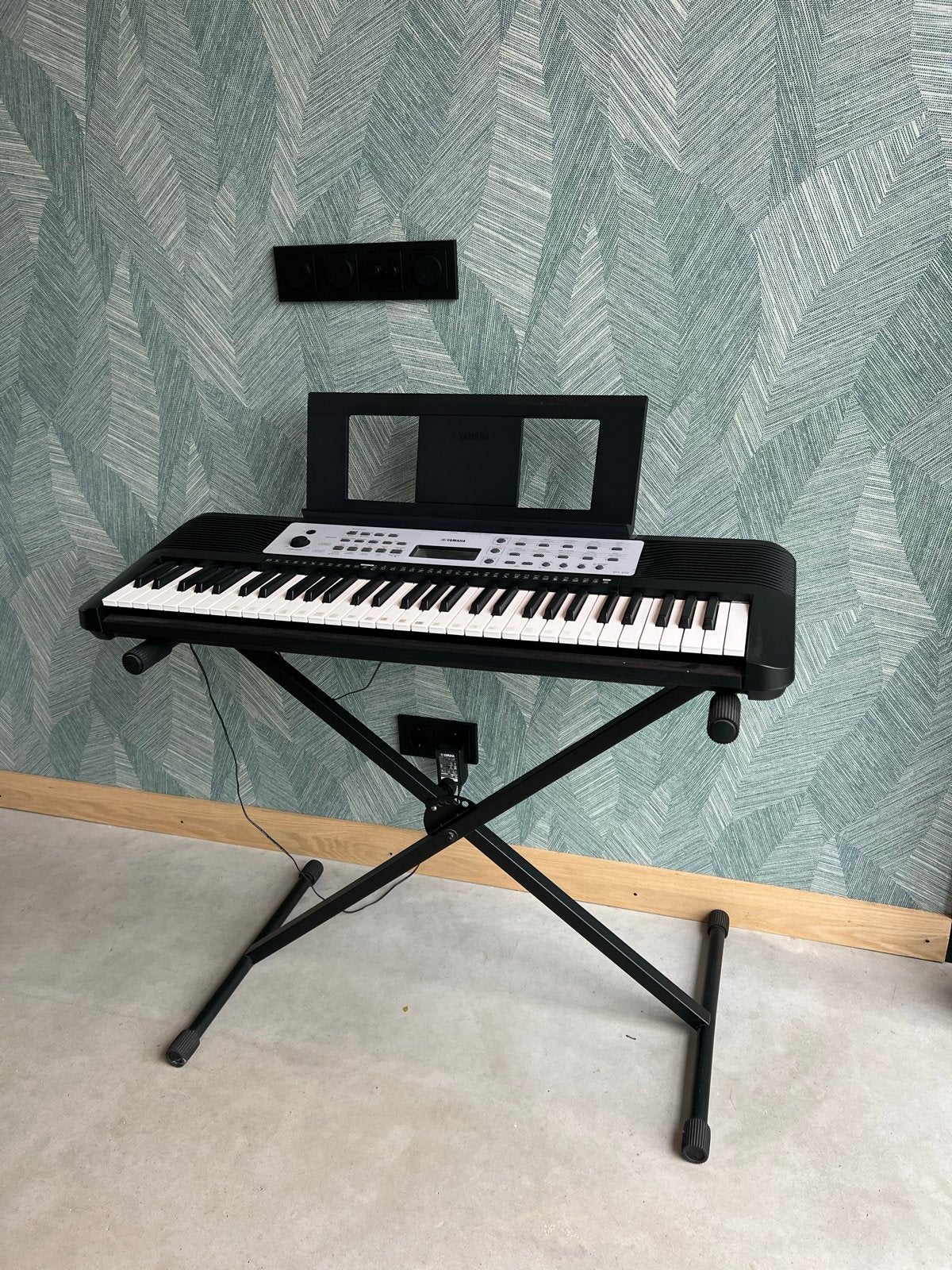 Yamaha YPT-270 Portable Keyboard - Ideaal voor beginners, Ophalen, 61 toetsen, Yamaha, Zo goed als nieuw