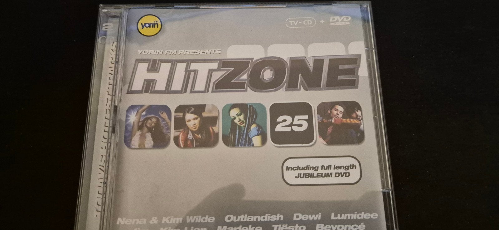Hitzone 25 - CD + DVD (Yorin FM Presents), Cd's en Dvd's, Ophalen of Verzenden, Zo goed als nieuw