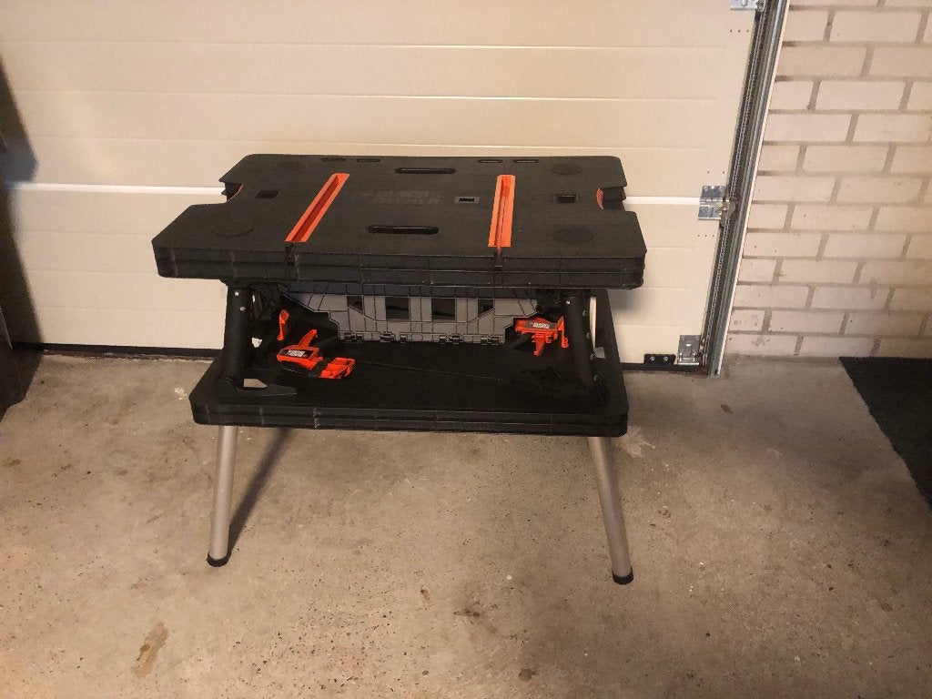 Black and decker inklapbare werkbank, Doe-het-zelf en Verbouw, Werkbanken, Ophalen, Gebruikt, 70 tot 120 cm, Inklapbaar