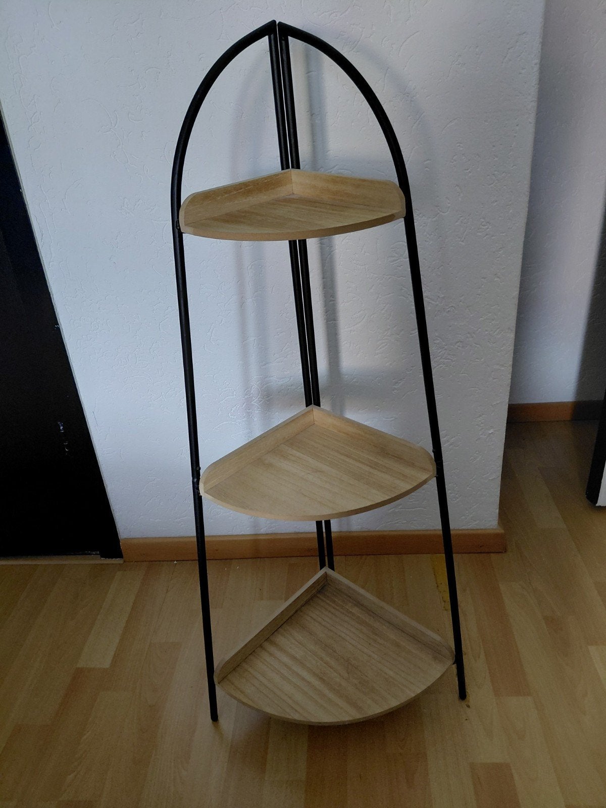 Hoekrek met 3 houten planken en metalen frame, Huis en Inrichting, Kasten | Overige, Ophalen, Gebruikt