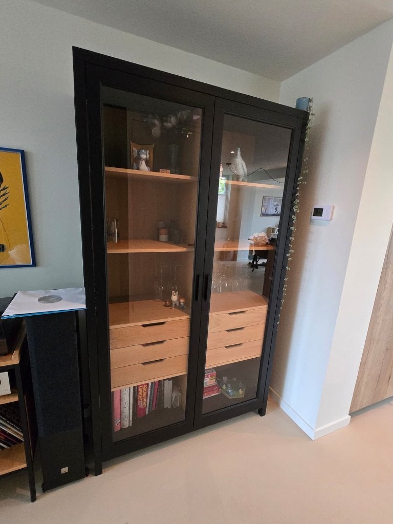Goossens Roel Vitrinekast Eikenhout, Ophalen, 200 cm of meer, Eikenhout, Zo goed als nieuw