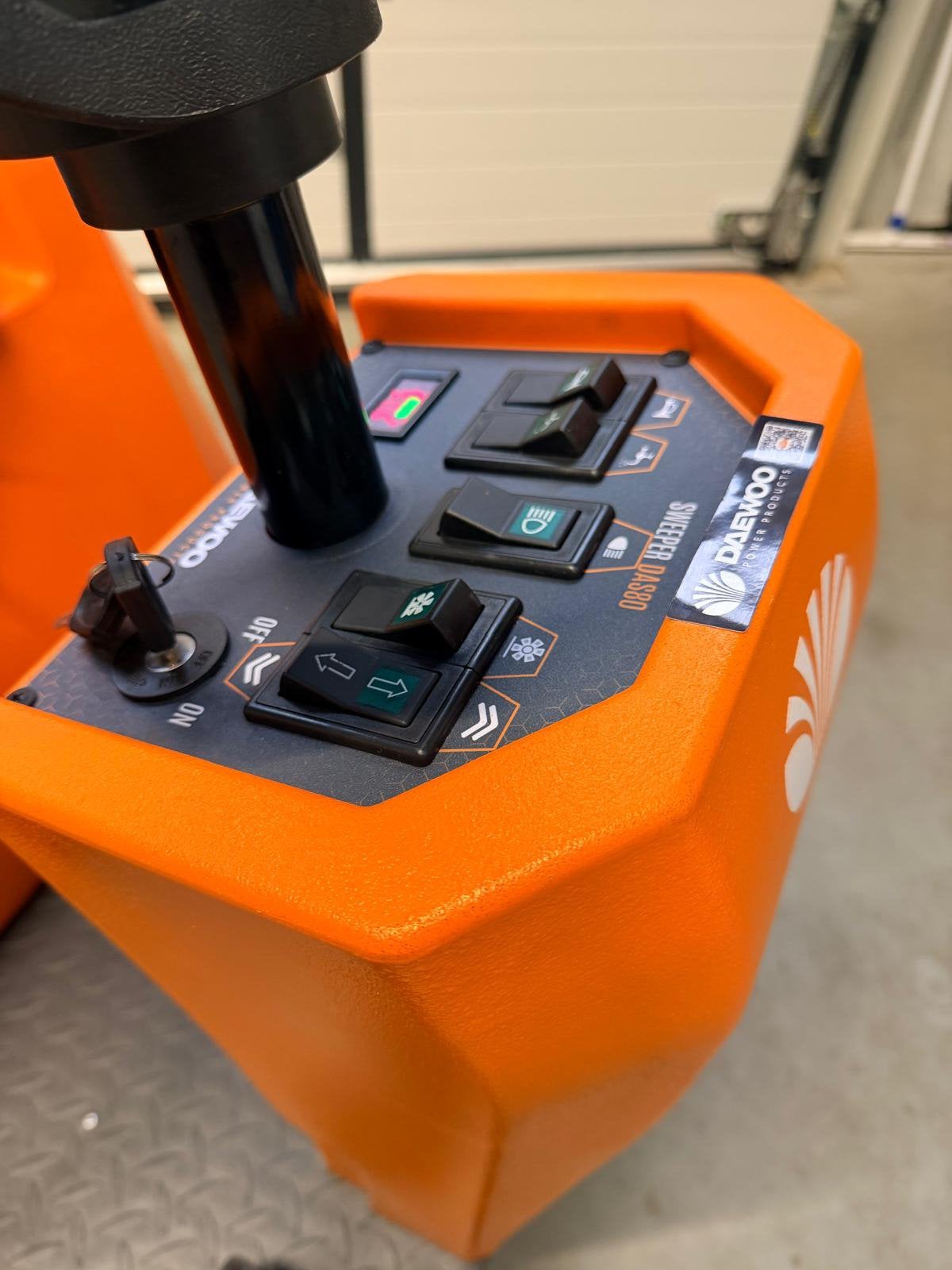 Daewoo DAS80 Sweeper – Veegmachine – Nieuw, Ophalen, Nieuw