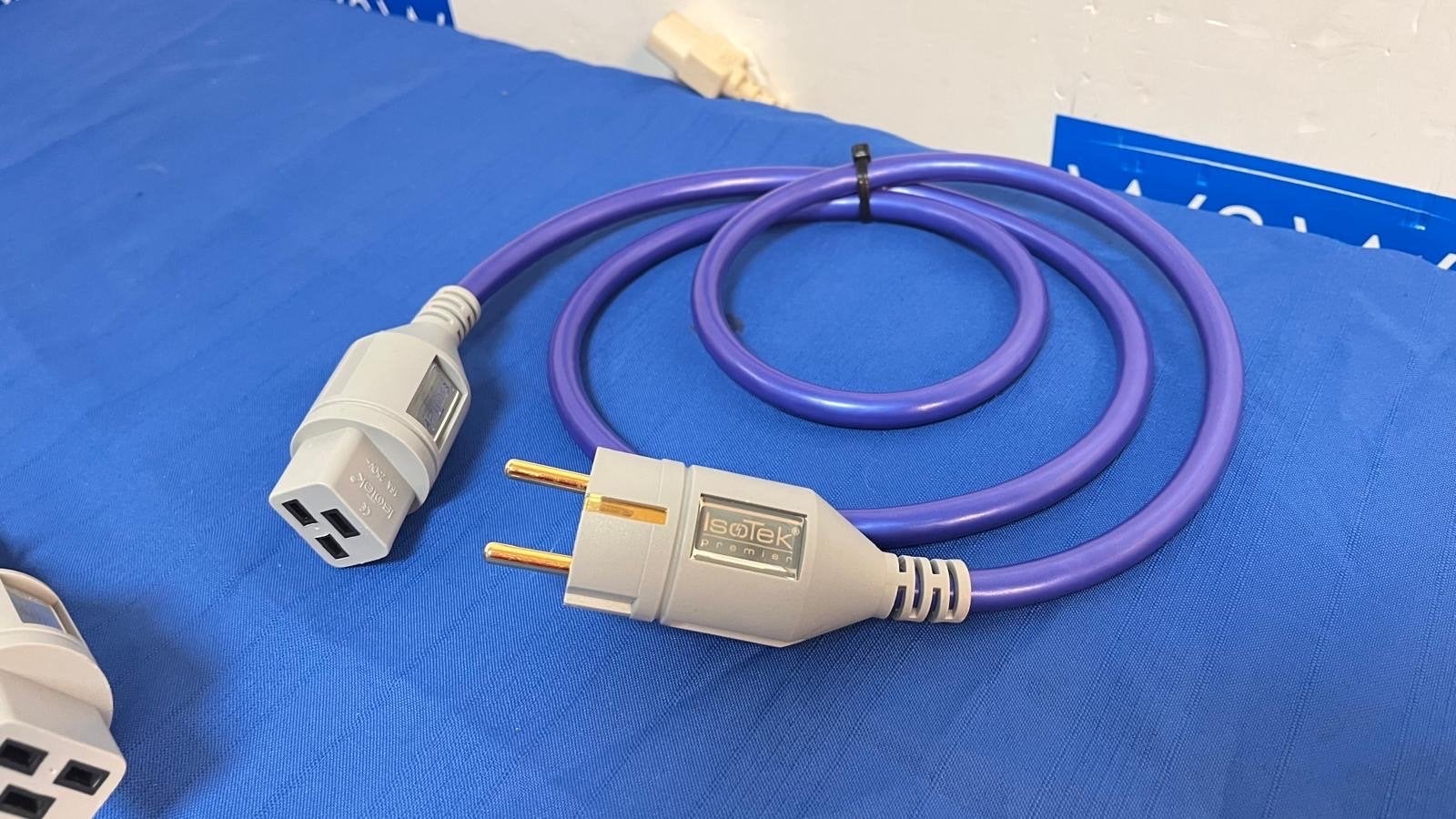 IsoTek EVO3 Premier C19 Power Cable, Gebruikt, ., Ophalen of Verzenden, .