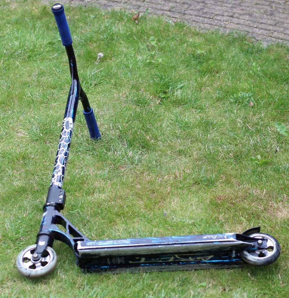Grit Scooters Extremist stuntstep - kleur: Laser blue, Ophalen, Gebruikt, Gewone step, Grit Scooter Co.