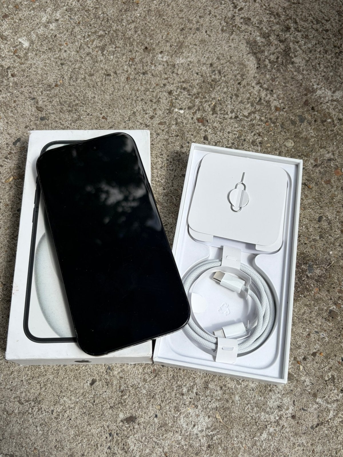 Nette Iphone 15, 128 GB, inclusief doosje & orginele kabel., Ophalen, Zo goed als nieuw, 128 GB