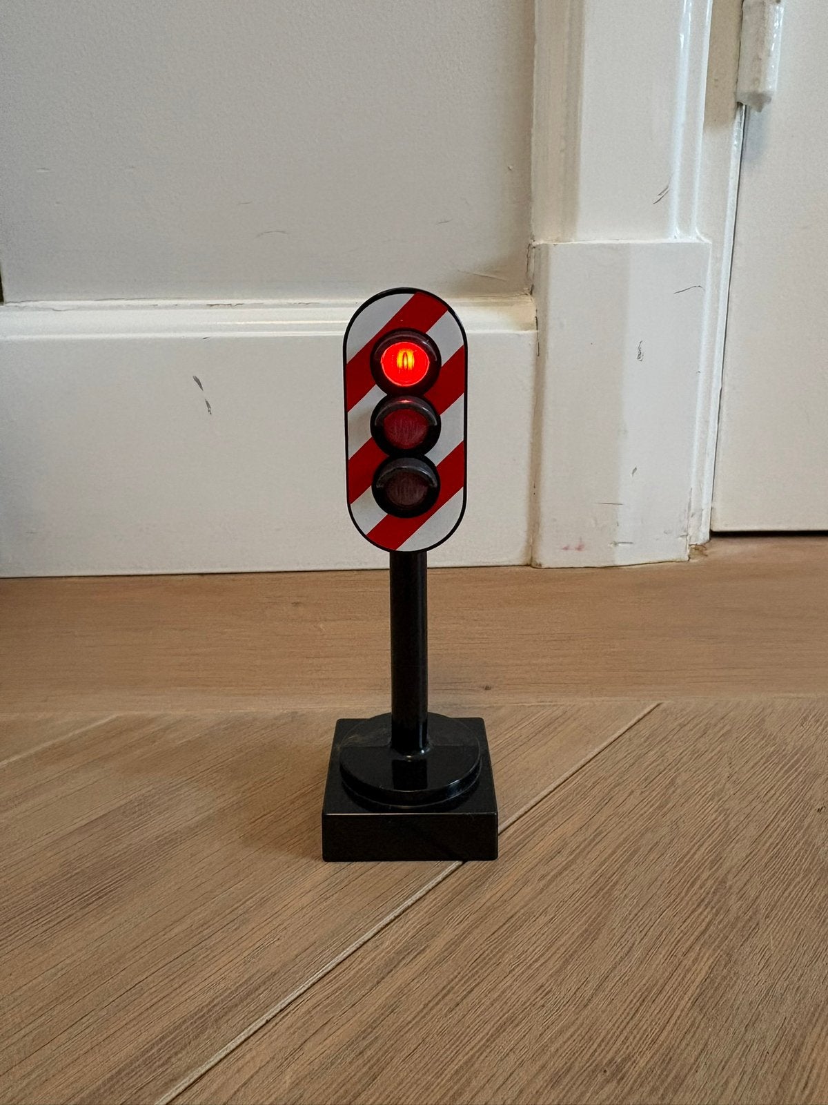 Brio trein stoplicht, Ophalen of Verzenden, Zo goed als nieuw, Jongen of Meisje