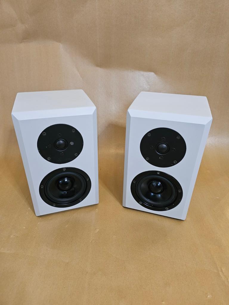Set Visaton Aria light high end monitor speakers, Ophalen of Verzenden, Zo goed als nieuw, 60 tot 120 watt, Overige merken