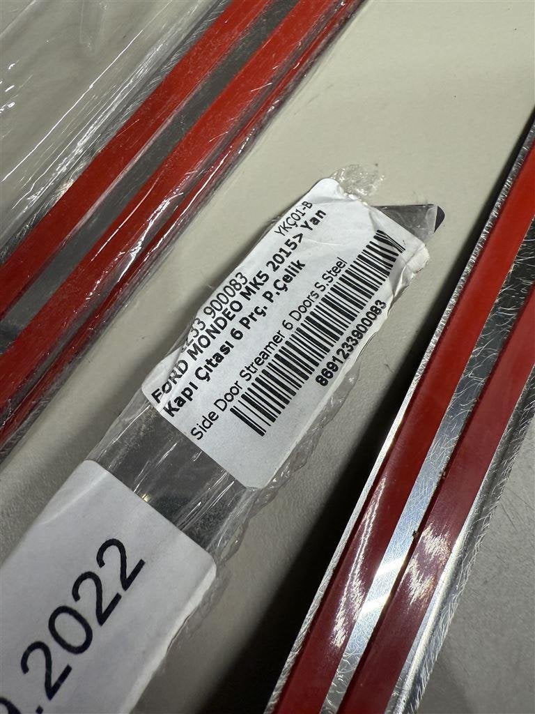 Ford mondeo MK5 - 2015> Chrome sier lijsten nieuw, Ophalen of Verzenden, Nieuw