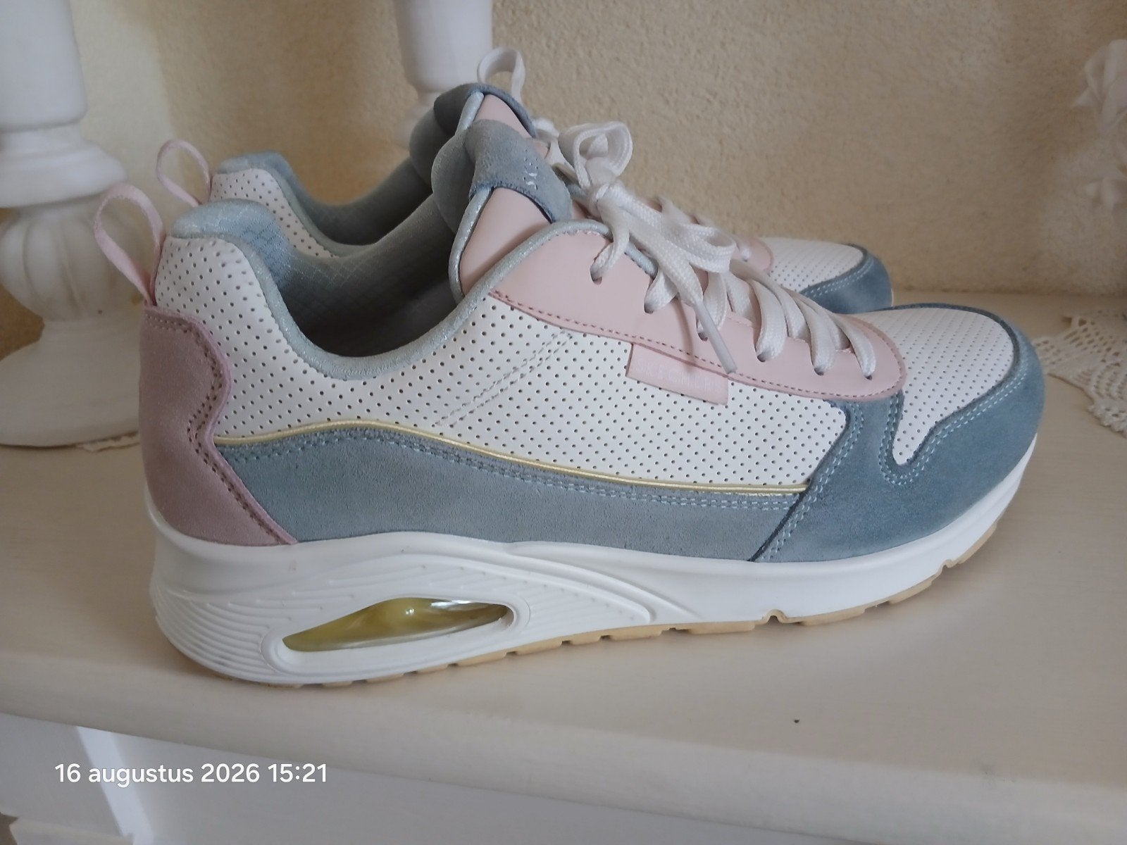 Skechers maat 41, Kleding | Dames, Schoenen, Skechers, Wit, Ophalen of Verzenden, Sneakers of Gympen