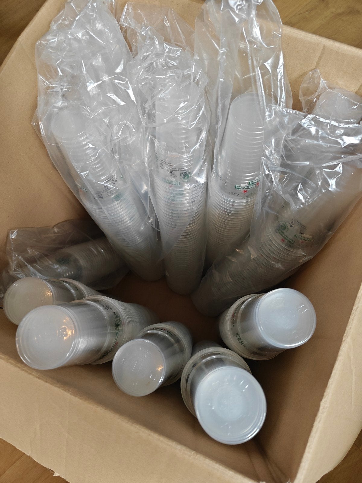 Heineken plastic bekers - deels nieuw verpakt, deels open, Ophalen of Verzenden, Gebruikt, Kunststof