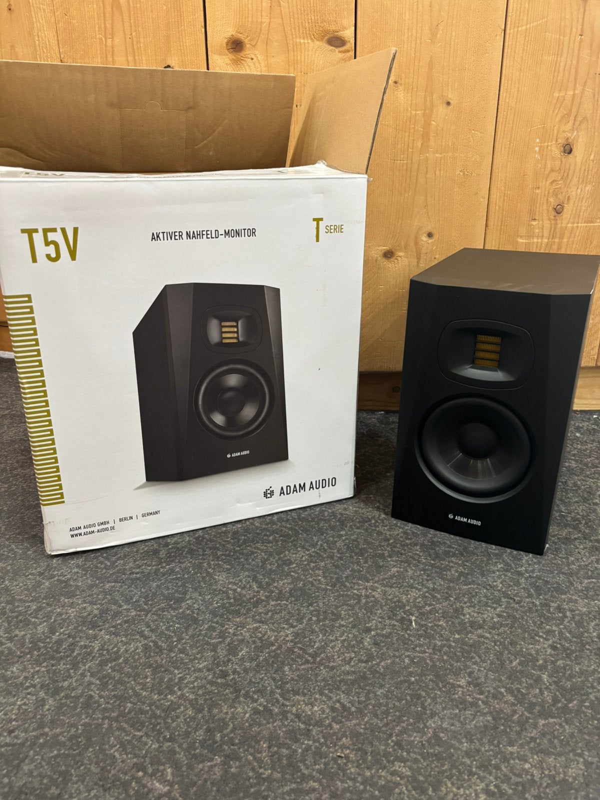 Adam Audio T5V 1x, Nieuw, Ophalen of Verzenden, Nieuw, Minder dan 60 watt, Overige merken