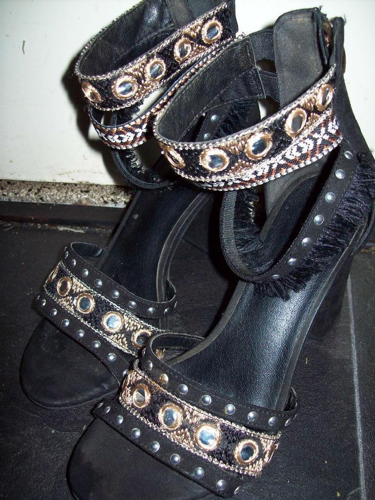 Boho Sandalen zwart met kraaltjes 38  of 41, Zwart, Zo goed als nieuw, Sandalen of Muiltjes, Starcollecion