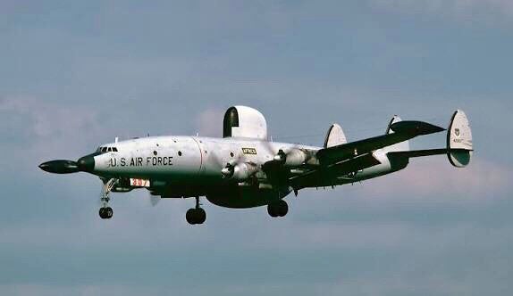 Hobby Master HL9021 | Lockheed EC-121T Warning Star, Ophalen, Schaalmodel, Nieuw, Pilot Station