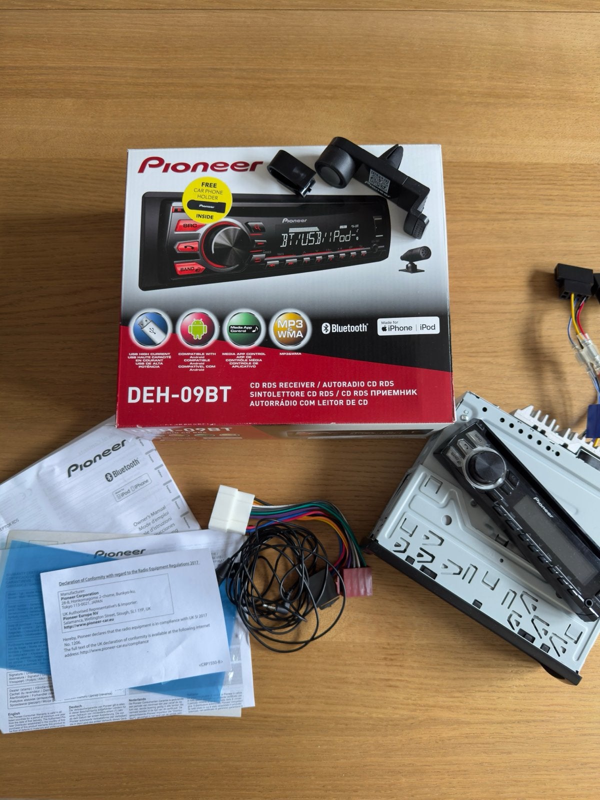 Pioneer DEH-09BT radio voor Suzuki Swift 2006 + omhulsel, Ophalen of Verzenden, Gebruikt