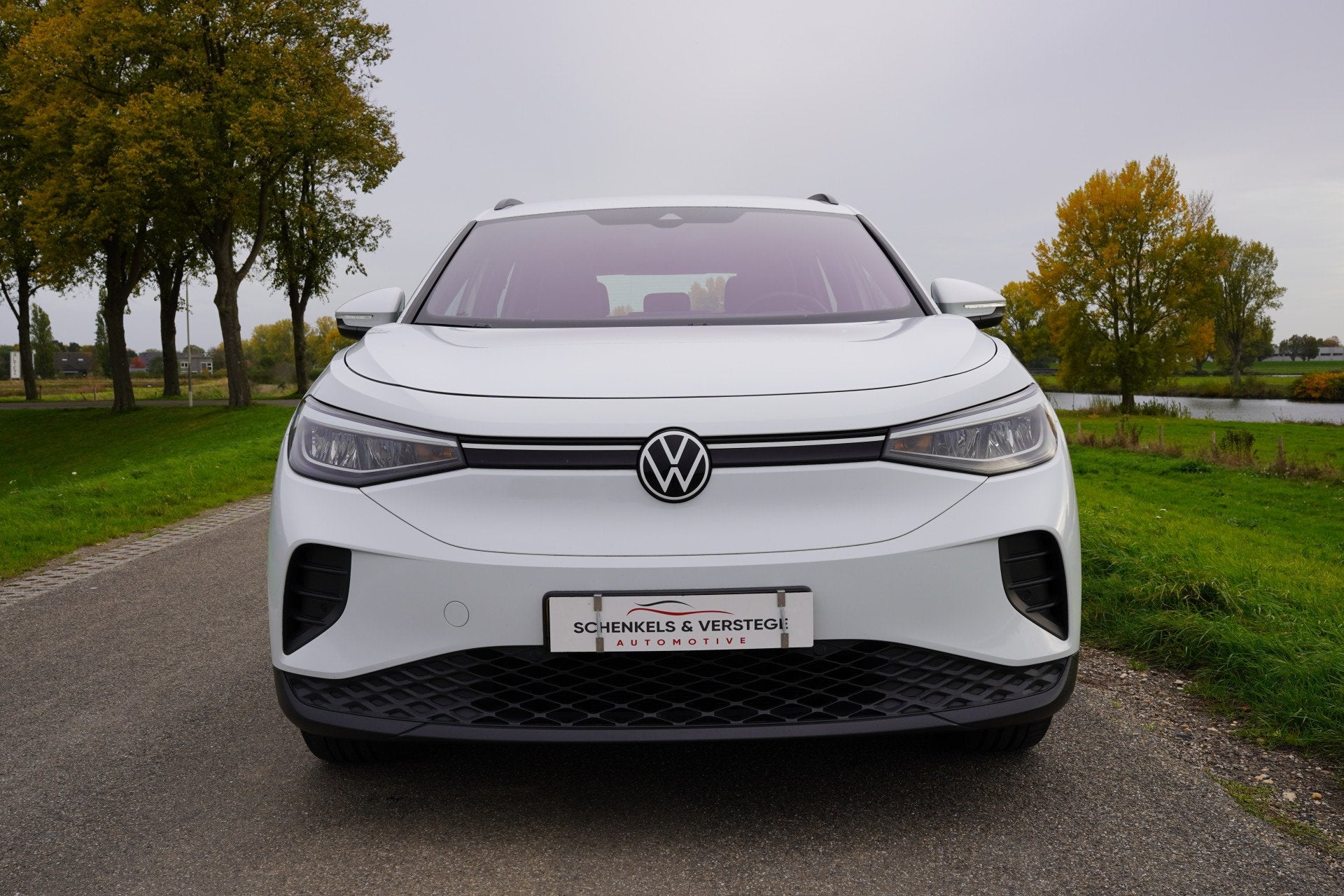 Volkswagen ID.4 Life 77 kWh / Trekhaak / Stoelverwarming, Automaat, Dealer onderhouden, Gebruikt, Zwart