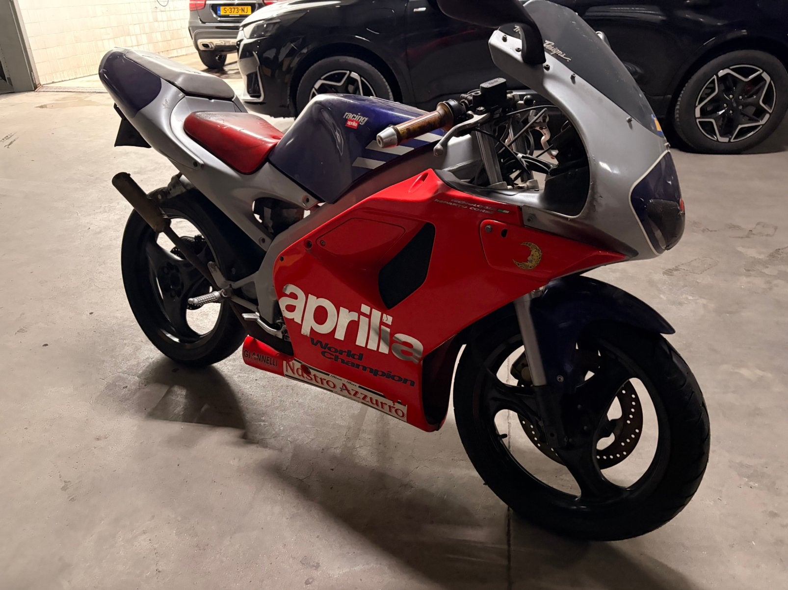 Nagenoeg complete Aprilia RS 50 Extrema Rossi in onderdelen, Ophalen, Zo goed als nieuw