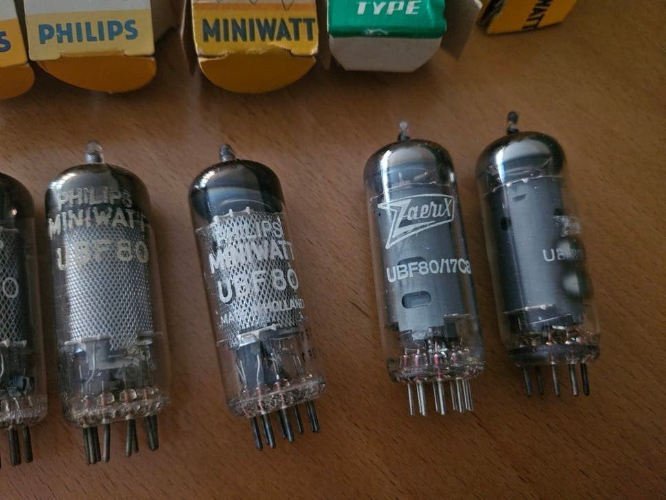 Philips (Miniwatt) en Zaerix UBF80 Radiobuizen (6 stuks), Ophalen of Verzenden