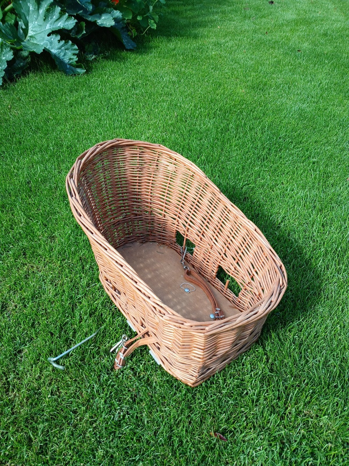 Vintage rieten fietsmand met bevestiging, Fietsen en Brommers, Ophalen, Gebruikt, Onbekend, Stuurbevestiging