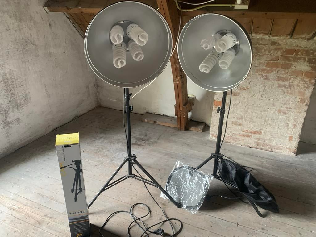 Fotostudio set: lampen, statief en foto cube - Z.G.A.N., Ophalen, Zo goed als nieuw, Complete fotostudio