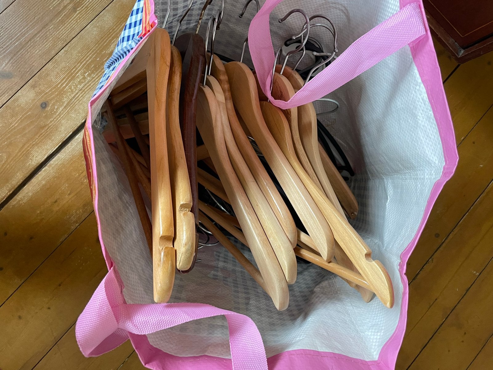 Houten kledinghangers - diverse soorten, Ophalen, Gebruikt, Hout, Kinderen en Volwassenen