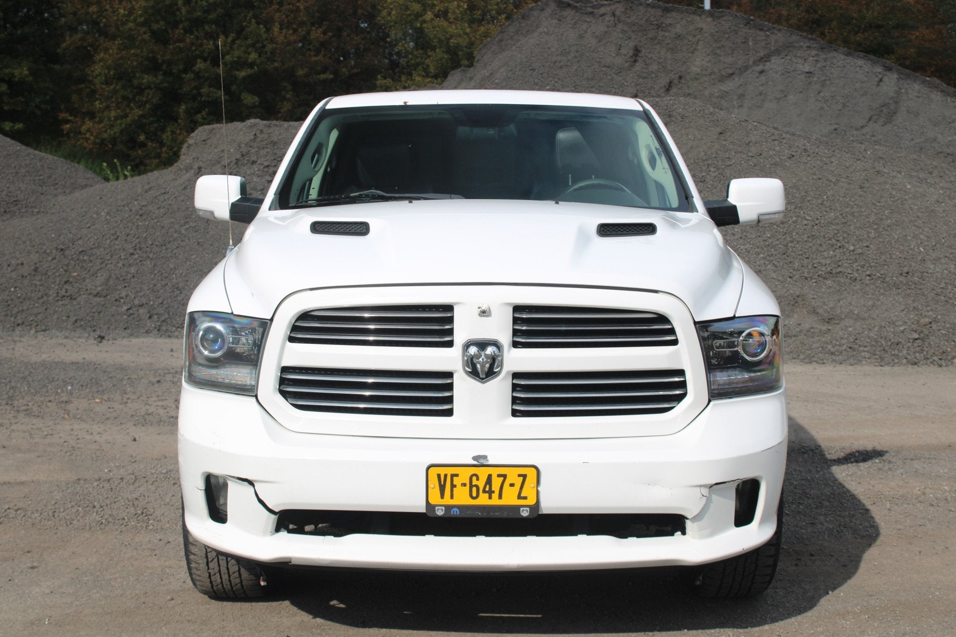 Dodge Ram 1500 5.7 V8 4x4 Quad Cab 6'4 (bj 2013), Auto's, Automaat, Euro 5, Gebruikt, 5654 cc