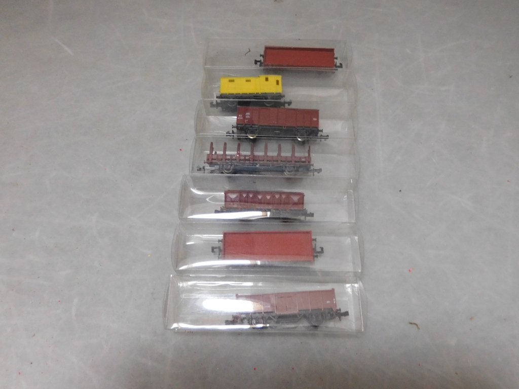 7 goederenwagons voor n spoor, Ophalen of Verzenden, Gebruikt, Gelijkstroom, Wagon