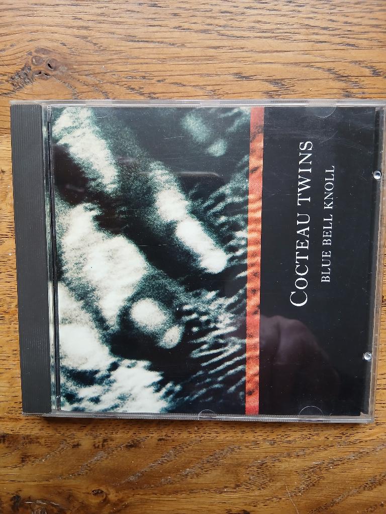 CD Cocteau Twins : Blue Bell Knoll, Ophalen of Verzenden, Zo goed als nieuw
