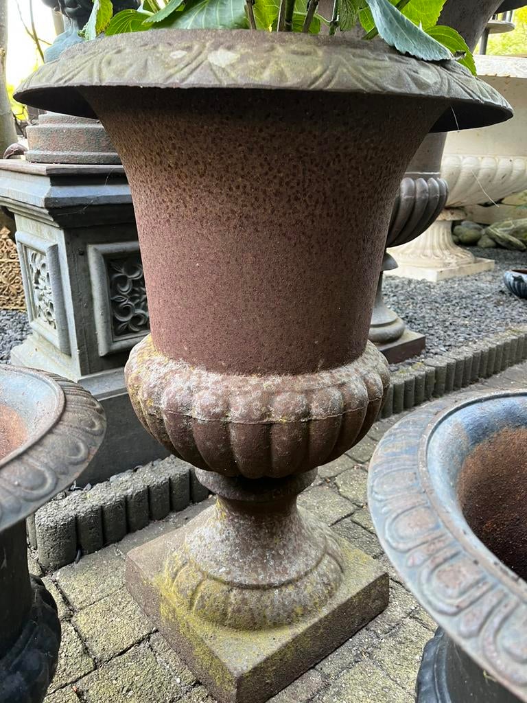Franse gietijzeren tuinvaas -  bloempot ., Tuin en Terras, Tuinvazen, Ophalen, Gebruikt