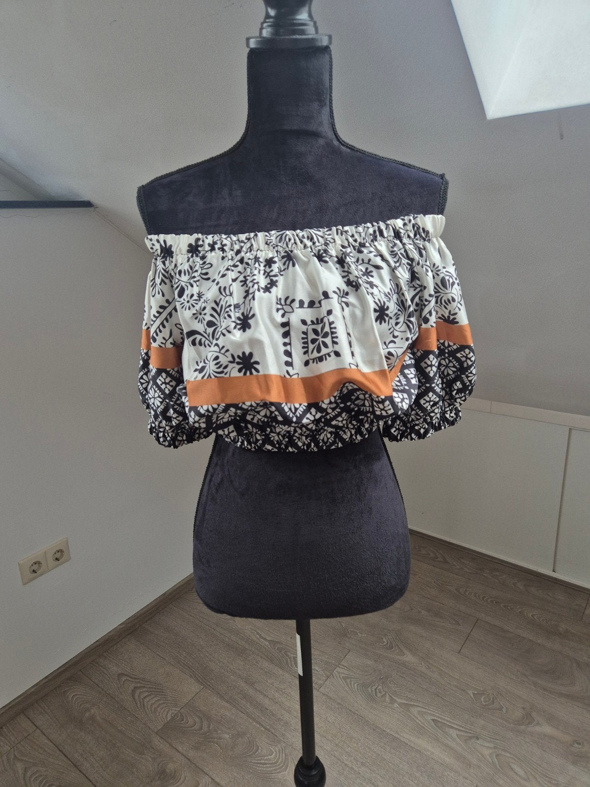 Off shoulder. Maat S, Zo goed als nieuw, Korte mouw, Maat 36 (S), Meerkleurig