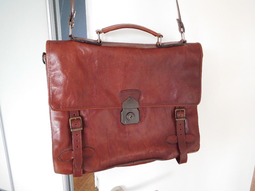 Creation Gabrielle Vintage lederen schoudertas - bruin, Overige merken, Bruin, Ophalen of Verzenden, Zo goed als nieuw
