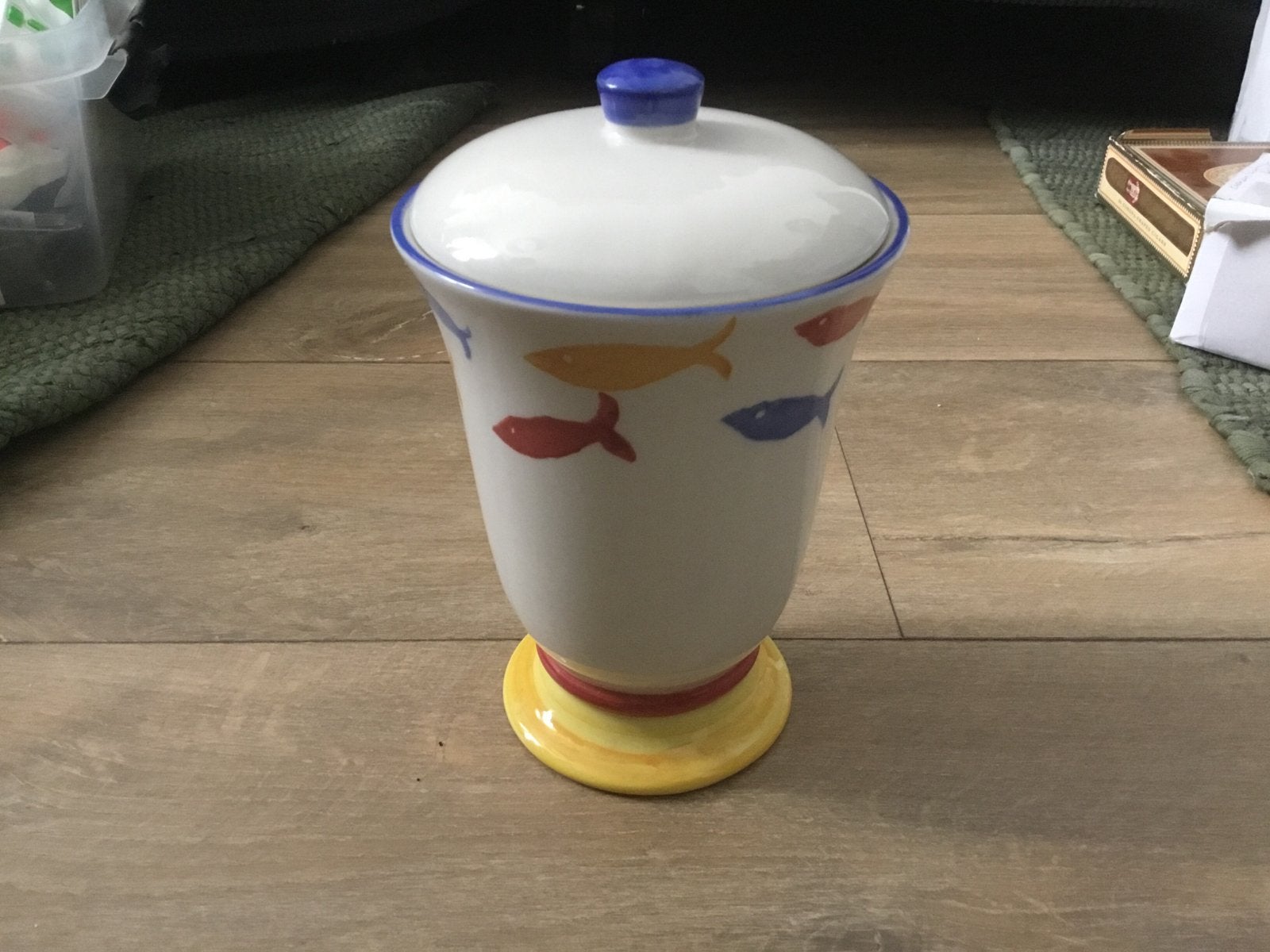 Laura Ashley voorraadpot met vissen decor - 1995, Antiek en Kunst, Antiek | Porselein, Ophalen of Verzenden