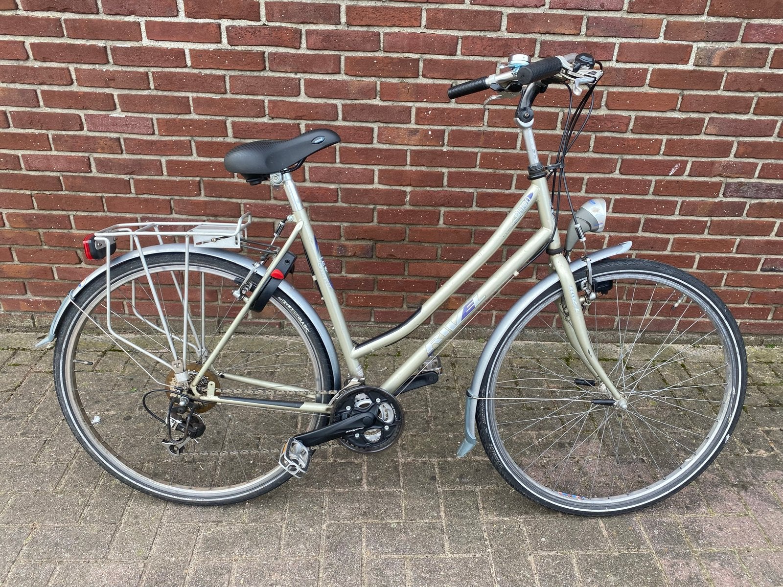 Rivel damesfiets te koop, Fietsen en Brommers, Versnellingen, 56 cm of meer, Zo goed als nieuw, Ophalen