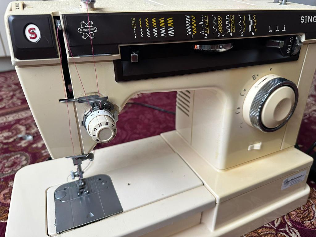 Singer Naaimachine, Ophalen of Verzenden, Zo goed als nieuw, Naaimachine, Singer